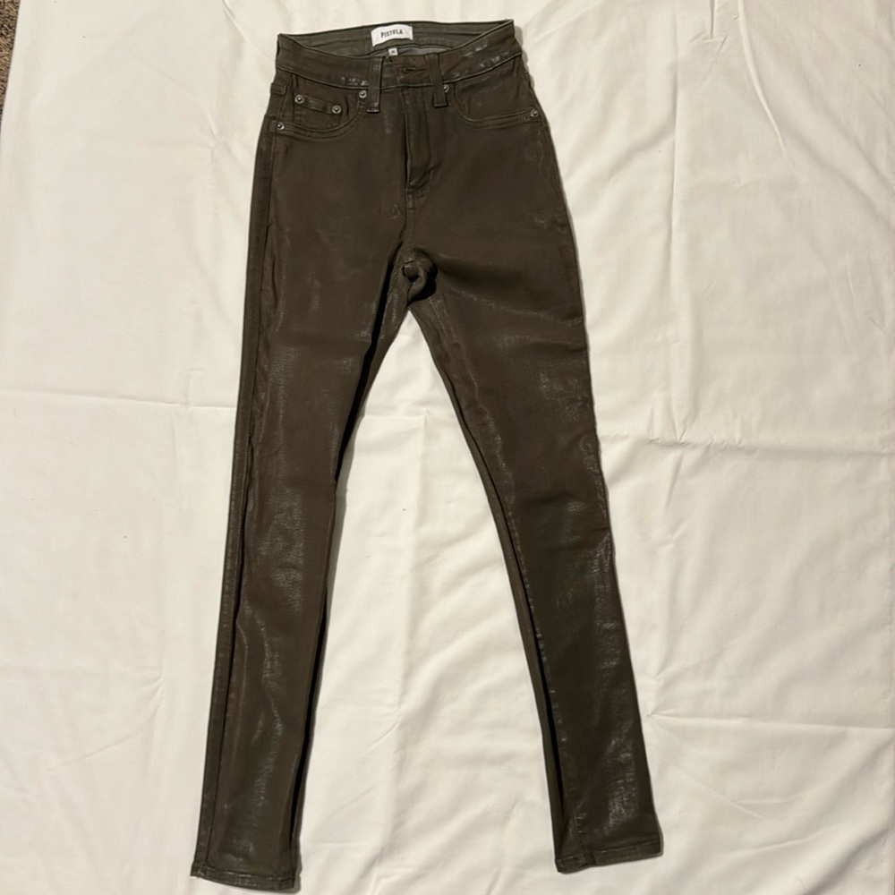 Pistola coated jeans. Army green. No flaws.